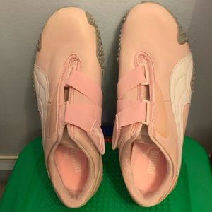 COPY - Women’s pink/silver Puma Mostro
